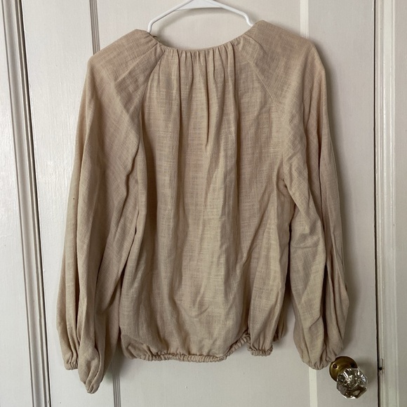 Zara Shell Button Balloon Top - Picture 5 of 5